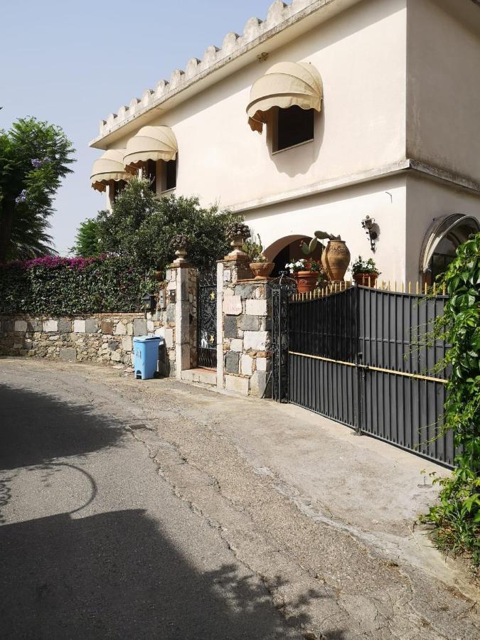 Villa Alkantara Taormine Extérieur photo